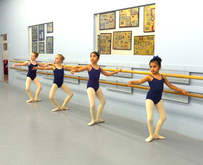 Foto de Professional ballet dancer, teen girl training at ballet